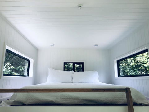 Francisco D'Anconia Tiny House - Brisbane Tourism 3