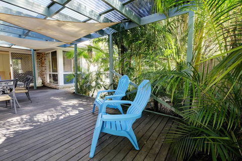 FRANGIPANI BEACH HOUSE - PET FRIENDLY 22 Belbourie Cres Boomerang Beach - Brisbane 4u 3