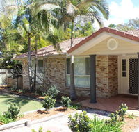 FRANGIPANI BEACH HOUSE - PET FRIENDLY 22 Belbourie Cres Boomerang Beach - Brisbane Tourism