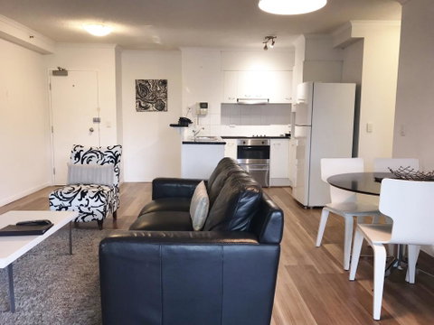 Frisco Apartments - Brisbane Tourism 2