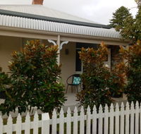FUNKY COTTAGE - Tourism Brisbane
