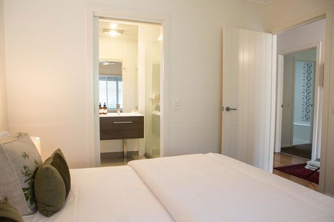 Furmston House & Studio - Tourism Brisbane 0