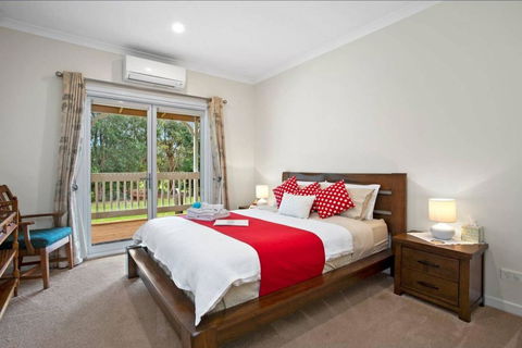 GALBRAITH BEACH STUDIO 1 - Brisbane 4u 0
