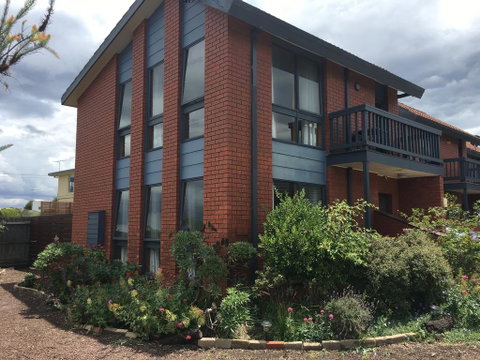 Garland Grove - Tourism Brisbane 1