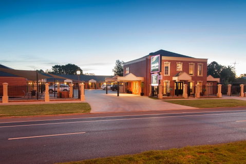 Georgian Motor Lodge - Tourism Brisbane 0