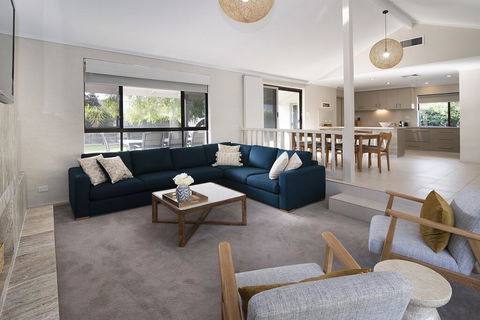 GIFFORD HOUSE - Brisbane 4u 3