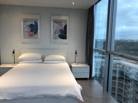 Glasshouse Apartment - At Parramatta - Tourism Brisbane 2