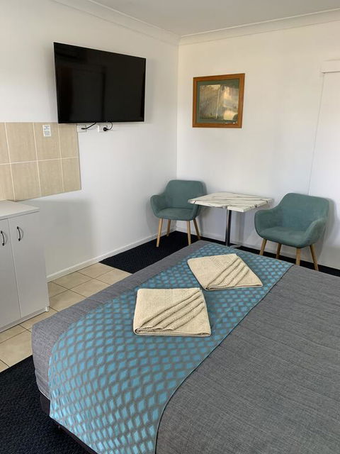 Glen Innes Motel - Tourism Brisbane 1