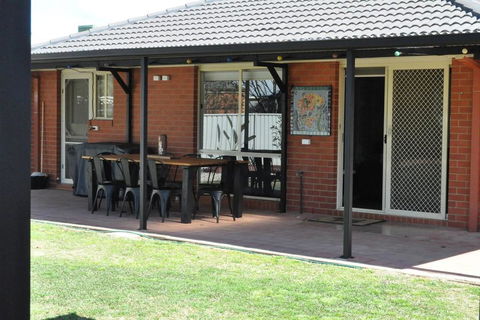 Glencoe Getaway - Tourism Brisbane 3