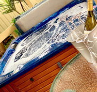 Glenway House Spa Oasis Rockingham - Brisbane Tourism