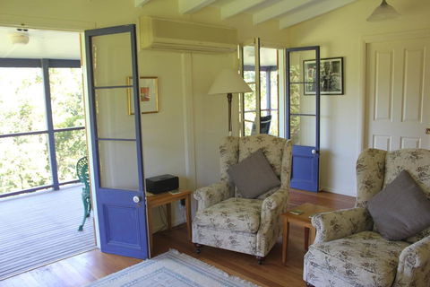 Glocca Morra Cottage - Tourism Brisbane 1