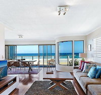 Gold Coast Beachfront Mansion - Tourism Brisbane