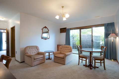 Golden Grain Motor Inn - Brisbane Tourism 0
