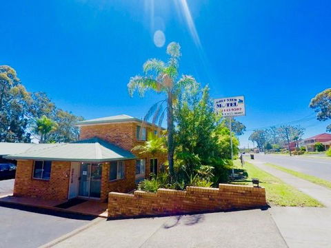 Golf View Motel - Tourism Brisbane 0