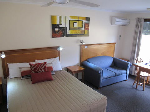 Golfers Lodge Motel - Tourism Brisbane 0
