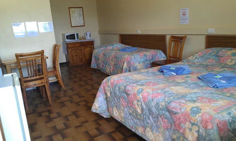 Goolgowi Highway Motel - Tourism Brisbane 1