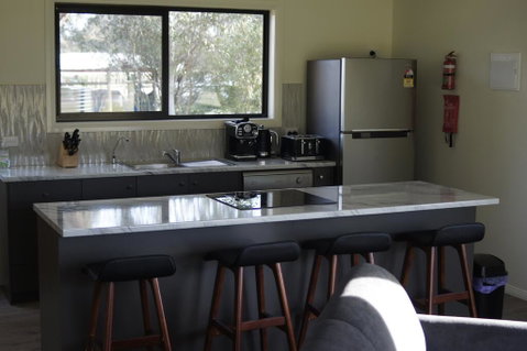 Goolwa Spa & River Retreat House - Brisbane Tourism 2