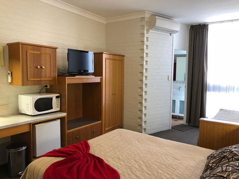 Goulburn Motor Inn - Tourism Brisbane 1