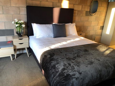 Granite Belt Cabins - Tourism Brisbane 1