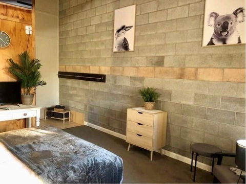 Granite Belt Cabins - Tourism Brisbane 2