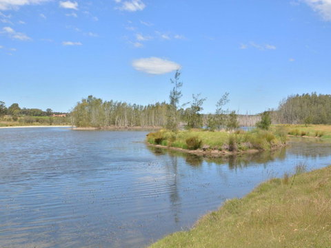Grasmere Estate Homestead - Hear The Lions Roar From Nearby Hunter Valley Zoo - Brisbane Tourism 0