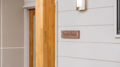 Great Ness Beachhouse - WiFi - Pet-Friendly - Brisbane Tourism 2