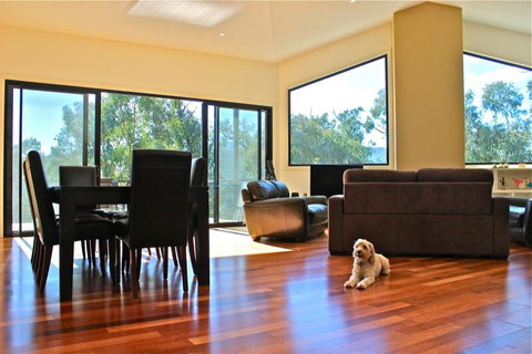 Gumtree Villa - Brisbane Tourism 0