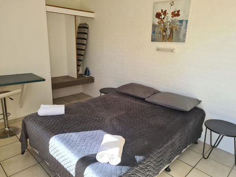 Harbour View Motel - Tourism Brisbane 1
