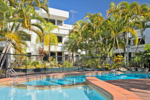 Headland Gardens Holiday Apartments - Tourism Brisbane 0