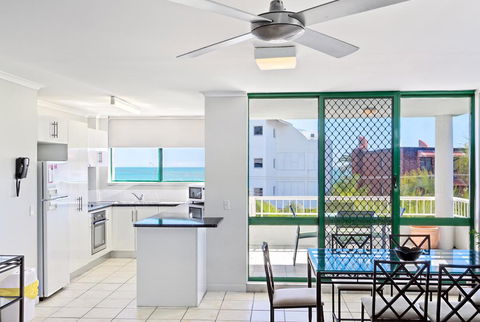 Headland Gardens Holiday Apartments - Tourism Brisbane 2