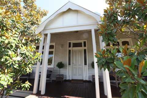 Healesville House - Magnolia House - Tourism Brisbane 2