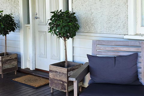 Healesville House - Magnolia House - Tourism Brisbane 3