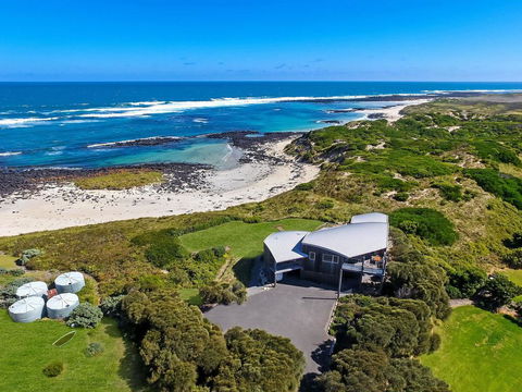 HEARN'S BEACH HOUSE - Tourism Brisbane 0