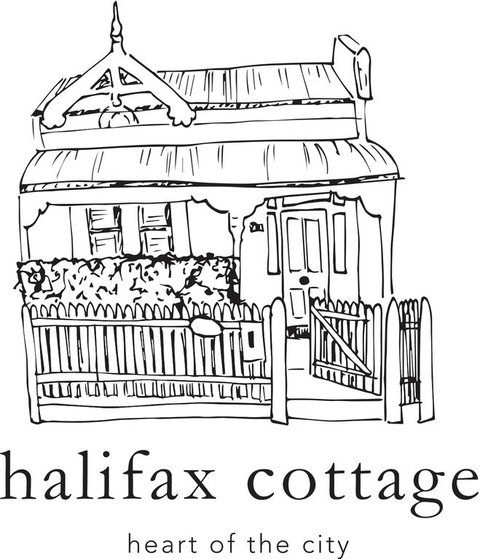 Heritage Luxury 3BR Cottage On Halifax - Brisbane Tourism 3