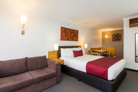 Hermitage Motor Inn - Tourism Brisbane 0
