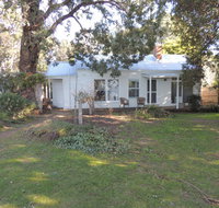 Heronswood Cottage - Tourism Brisbane