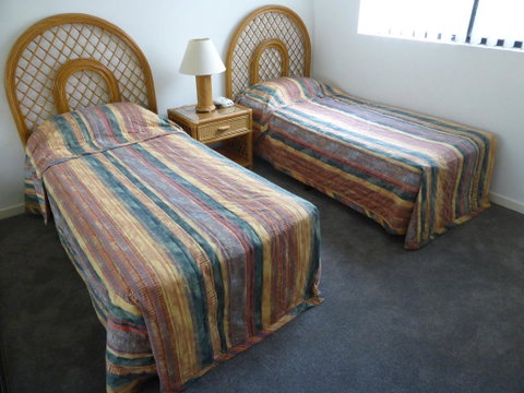 Hi Surf Unit 2, 92 Head Street, Forster - Brisbane Tourism 1