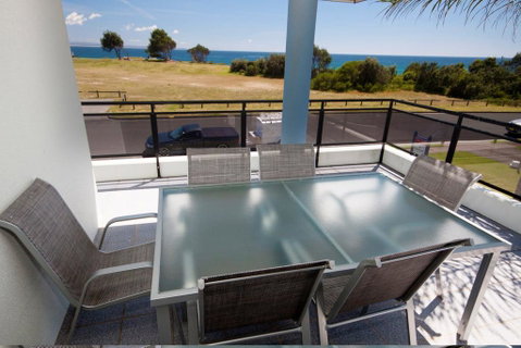 Hi Surf Unit 4, 92 Head St, Forster - Brisbane Tourism 1