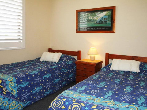 Hibiscus Court 5 - Brisbane Tourism 3