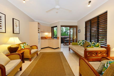 Hibiscus Hi - Tourism Brisbane 3