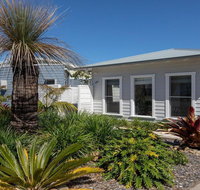 Hideaway at Culburra - guest house with plunge pool - Brisbane Tourism