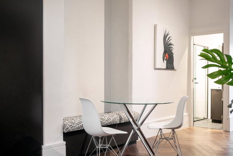 High-End Studio Near Parks, Theatres And Dining - Brisbane Tourism 3