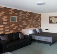 Highway Inn Motel - Tourism Brisbane