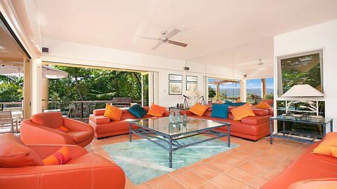 Hill #8 Penthouse - Port Douglas - Tourism Brisbane 1
