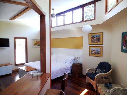 Hilltop B&B - Brisbane Tourism 1