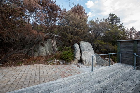 Hilltop Haven - Brisbane Tourism 3