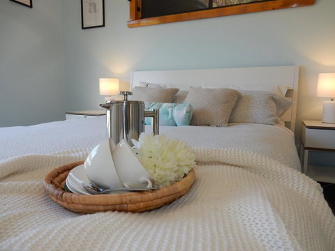 Holiday Home By The Beach In St Helens - Brisbane Tourism 0