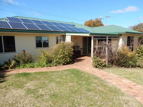 Holiday Home By The Beach In St Helens - Brisbane Tourism 2