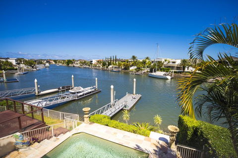 Holiday Home Luxe @ Sanctuary Cove - Tourism Brisbane 1