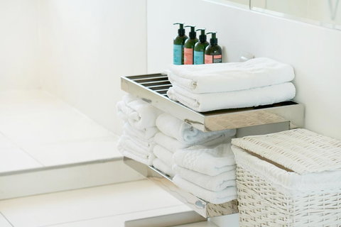 HomeHotel New And Comfort 3 Bedrooms Security Apt - Tourism Brisbane 1